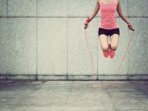Pode dar uma dica de treino de pular corda?