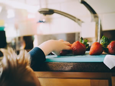 Passe a observar a alimentação de suas crianças e jovens