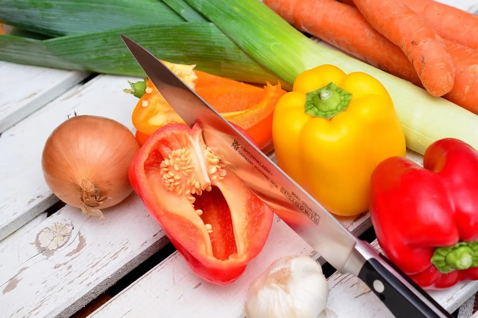 Na quarentena, aposte nos alimentos in natura e evite os ultraprocessados; entenda a diferença